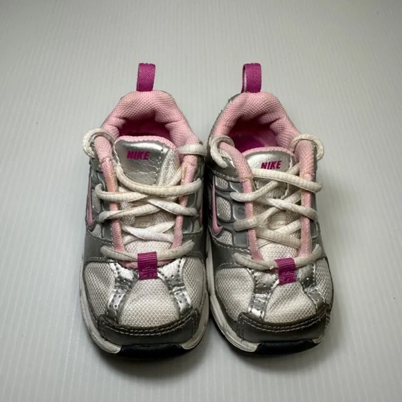 Baby Girls Nike Pillar Tech Tennis Shoes Gray Pink White Size 4 - Picture 6 of 10
